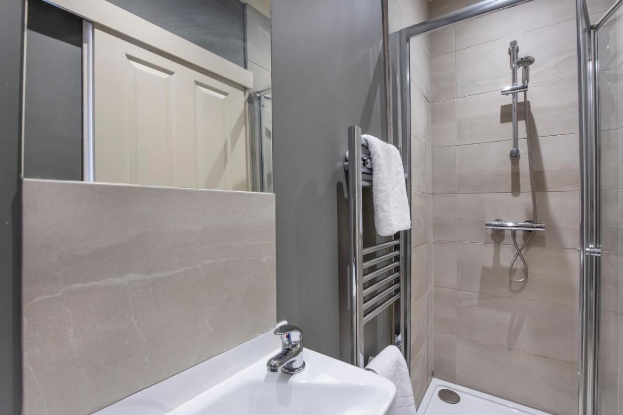 Patrick'S Pool- 4 Bedroom,4 Bathroom, Most Central Luxury Townhouse! York Eksteriør bilde